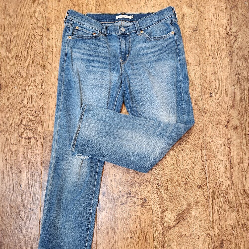 LEVI'S Boyfriend Cropped Distressed Jeans - Sz 29